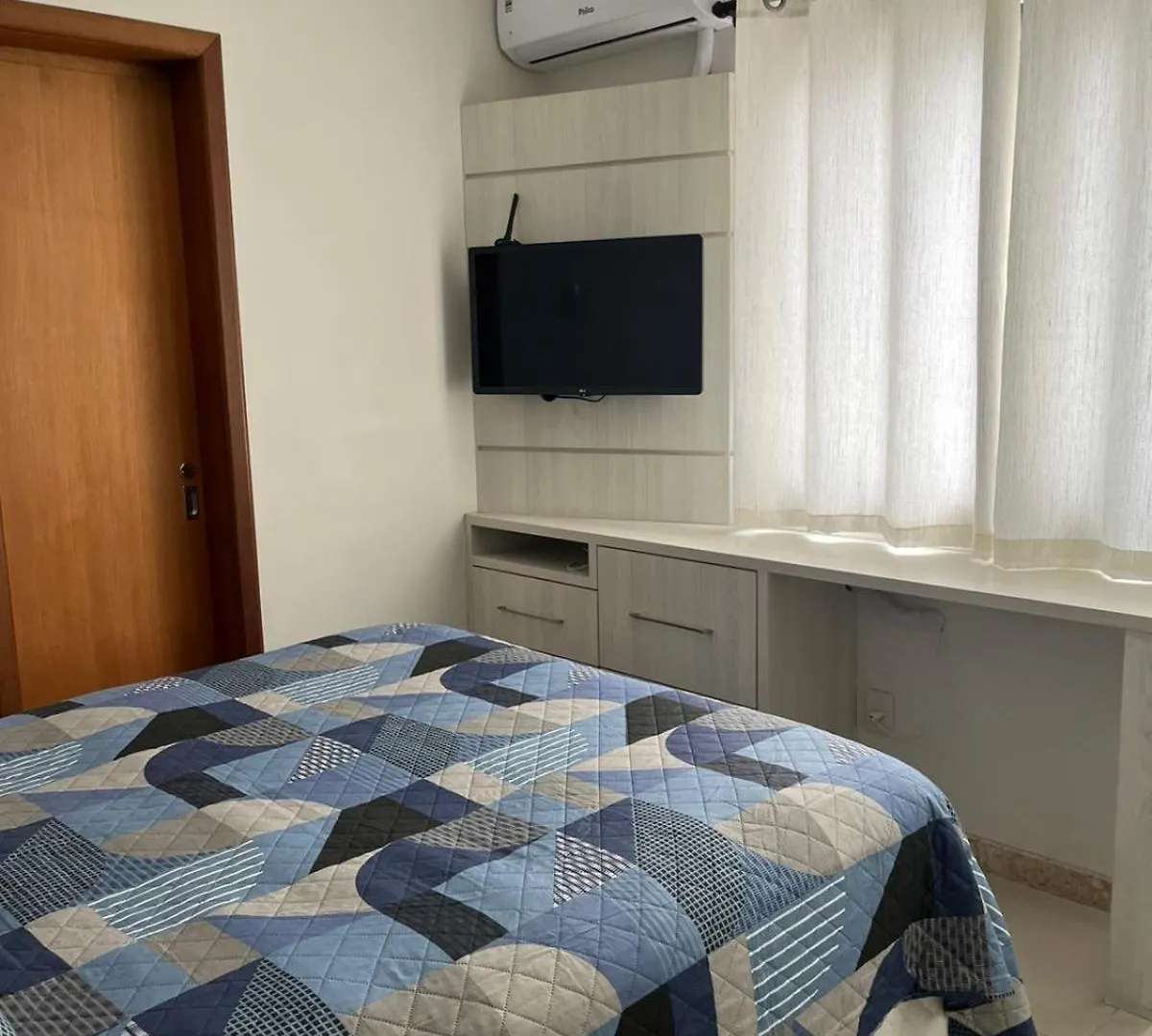 Apartment Quadra Da Praia Em Balneario Camboriu Cabeçudas